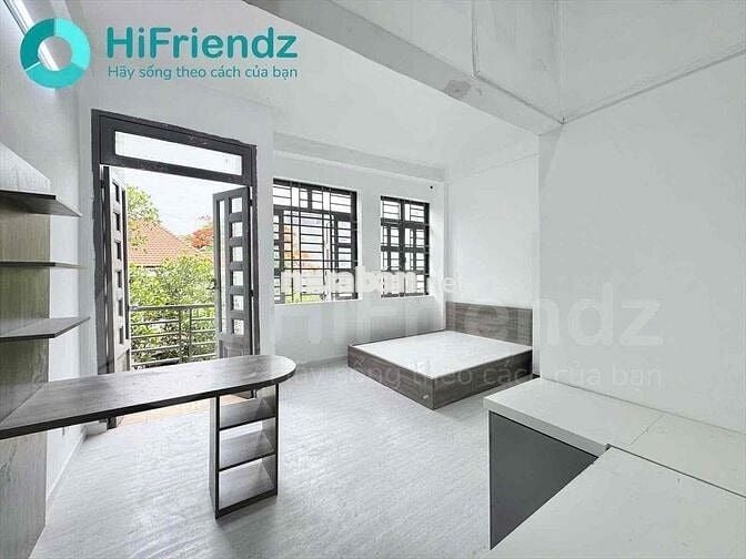 CĂN HỘ BANCONG TONE XÁM MỚI KENG NGAY EMART PHAN HUY ÍCH Ạ