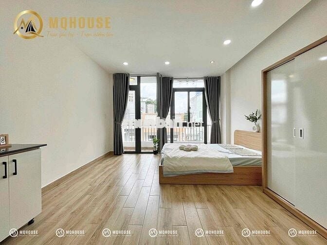Studio ban công, full NT, nhà mới ngay sân Golf, Phạm Văn Bạch