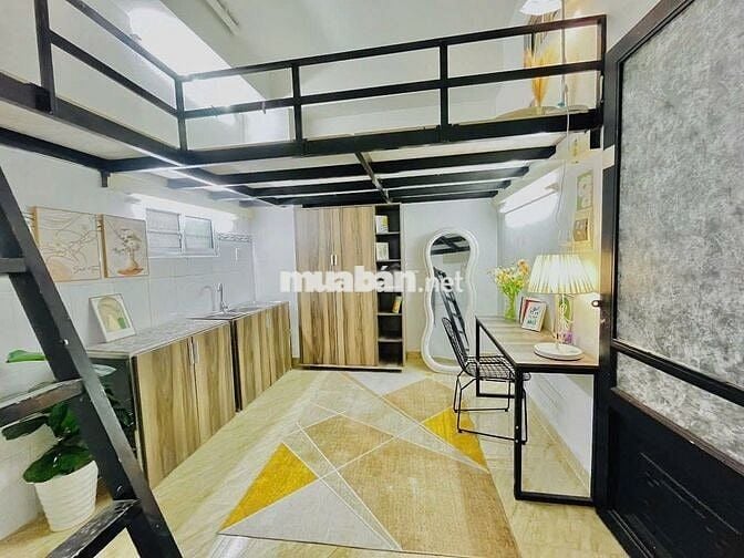 Duplex đầy đủ nội thất trên đường Huỳnh Tấn Phát