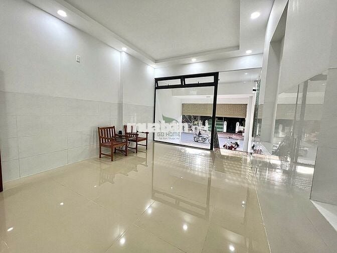 MẶT BẰNG SẴN CỬA KÍNH MÁY LẠNH KHU PHƯỚC LONG GIÁ 6 TRIỆU/THÁNG