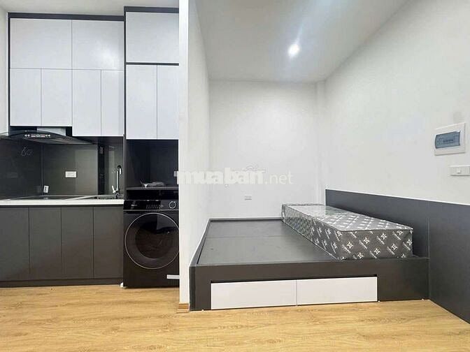 Phòng studio 35m2_cửa sổ lớn.l_full nt, mg riêng_Nguyễn Văn Trỗi