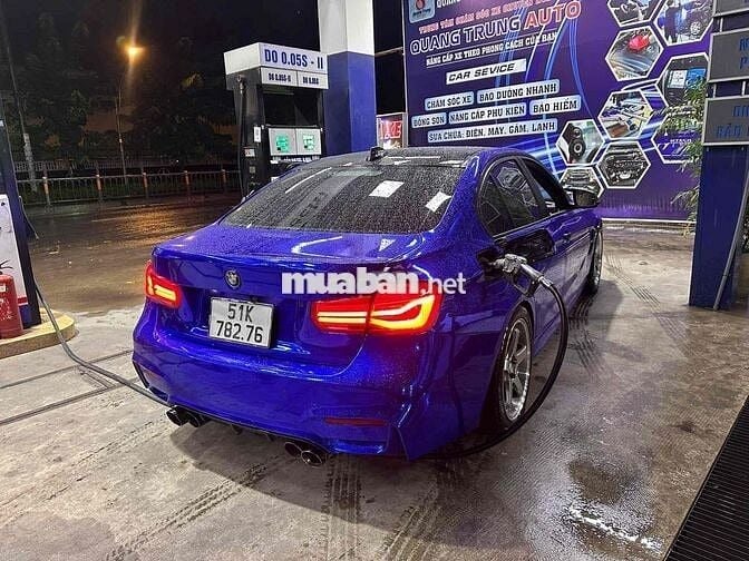 BMW 3 Series 2013 320i - 90000 km