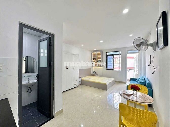 Tòa nhà 13pn có thang máy - Lê Văn Sỹ ,Quận 3