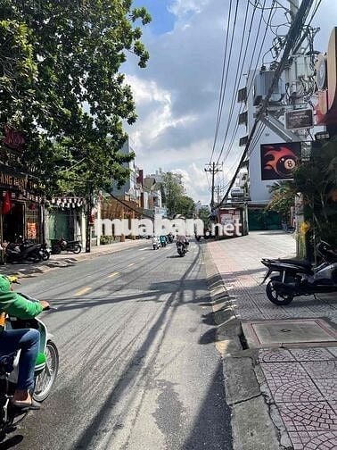 Cần cho thuê gấp nhà mặt tiền đường trần quý cáp p11. bình thạnh