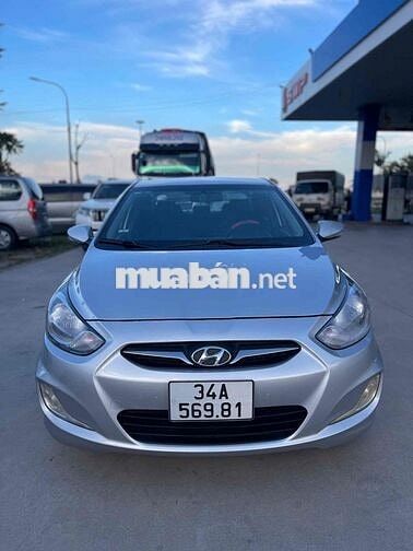 Hyundai Accent 2011 1.4 MT - 140000 km