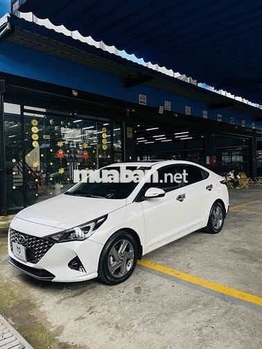 Hyundai Accent 2021 1.4 AT Special - 50000 km