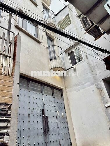 SIÊU PHẨM MỚI - NHÀ 4 TẦNG HẺM 78  KHÁNH HỘI 4 - NGAY CONG VIÊN QUẬN 4