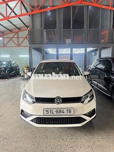 Volkswagen Polo Hatchback 2020 XE CTY XUẤT HOÁ ĐƠN