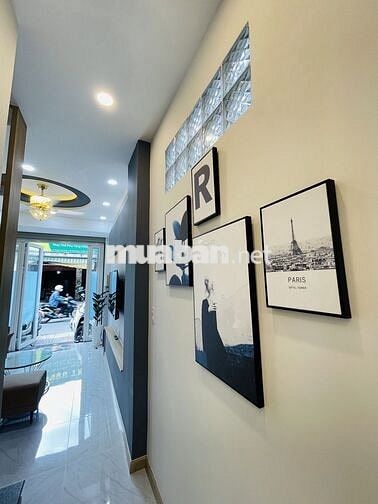 BÁN NHÀ MẶT TIỀN ĐƯỜNG NGUYỄN TRỌNG TUYỂN QUẬN PHÚ NHUẬN