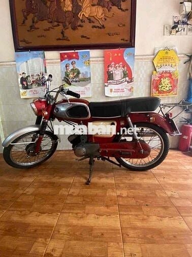 Không chỗ để bán chiếc SU 100 năm hàng hiếm có
