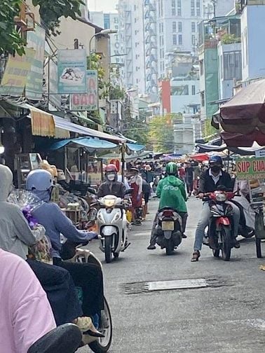 Bạt quay đi động 2 da loại tốt , còn mới 90% , muốn bán lại 1 triệu 