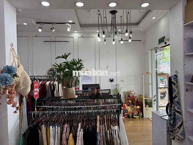 Cho thuê cửa hàng 50m2, 35 phố Quan Hoa, quận Cầu Giấy