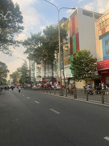 TÒA NHÀ 9 TẦNG NGANG 10m MT LÊ HỒNG PHONG QUẬN 5, HĐT 350TR/TH, 180 TỶ