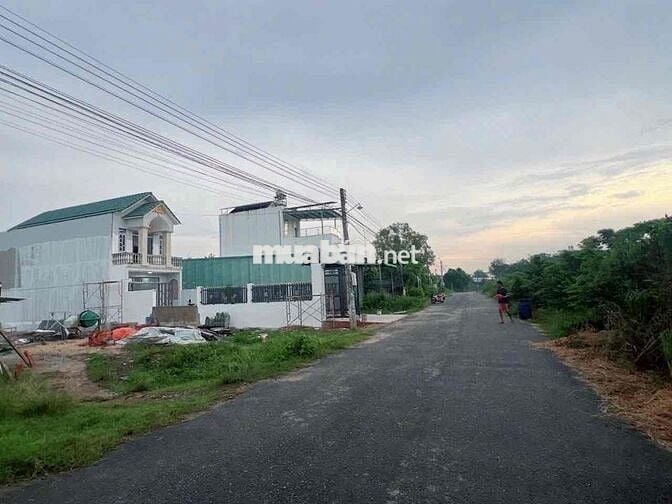 Cắt lỗ 500tr bán nhanh 177m2 Định Hoà đối diện viện 1,500 giường