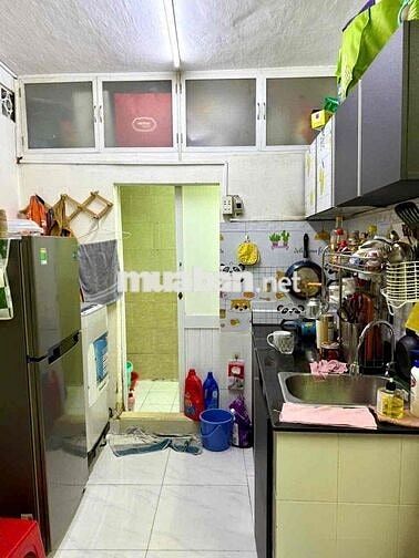 Cần tìm bạn nữ ở ghép trong nhà nguyên căn 21m2 đường Võ Văn Tần