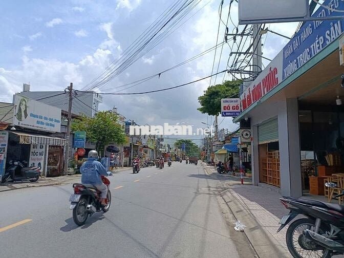 Bán nhà mặt tiền Nguyễn Thị kiểu 400m2, 8x50m, vị trí đẹp giá 28,5 tỷ