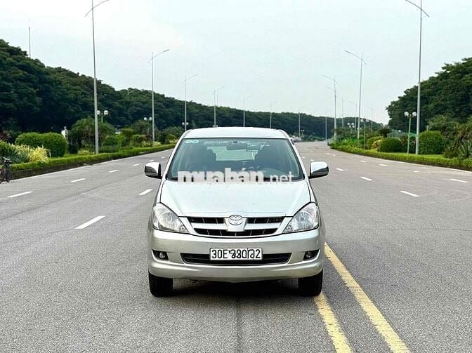 Toyota Innova 2007 G - 136000 km