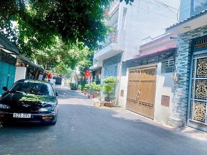 BÁN NHÀ PHẠM VĂN ĐỒNG - SHR NỞ HẬU - HẺM 6M XE TẢI