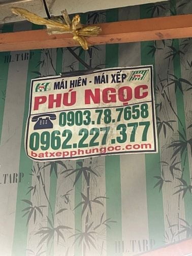 Bạt quay đi động 4m x 2,8m , giá 1 triệu đồng , mới 90% bạt 2 da , dày