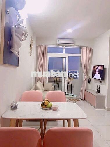 Bán Toky Tower 2pn 2wc. Căn góc full nội thất