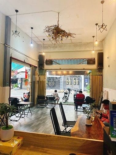 SANG CAFE HOẶC CHO THUÊ NHÀ GÓC 2 MT. Tân Phú