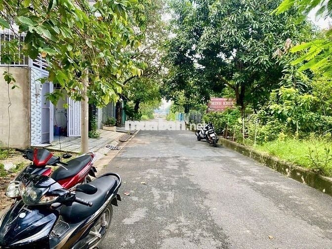 Bán đất gần bờ sông Tham Lương phường Tân Thới Hiệp Quận 12 DT 5x20m