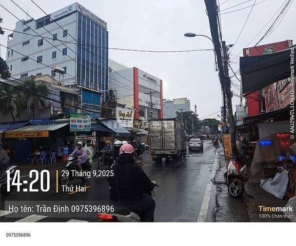 MẶT TIỀN KINH DOANH - NGANG HƠN 6M - VỊ TRÍ TIỀM NĂNG - Ở VÀ CHO THUÊ.