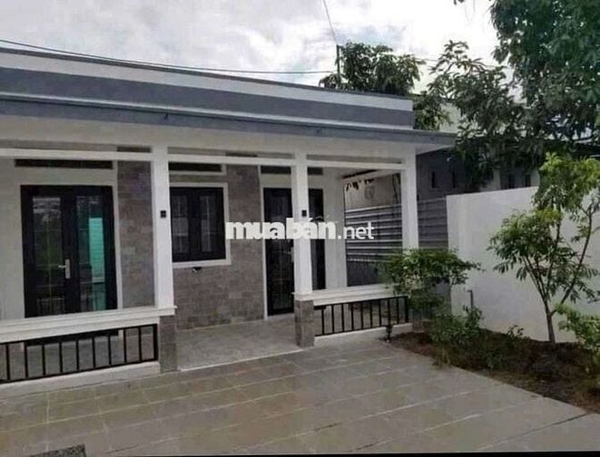 Cho thuê nhà có sân vườn  6m5x21m: 129 m2 ( 2 phòng ngủ: 79m2 )