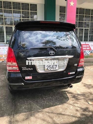 Toyota Innova 2006 G - 100000 km
