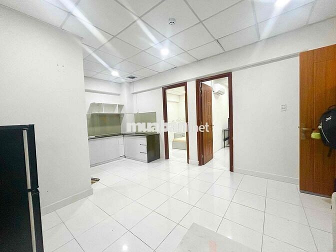 2 Phòng Ngủ - 50m2 - Full Nội Thất_ Hầm Xe - Thang Máy / Cộng Hoà