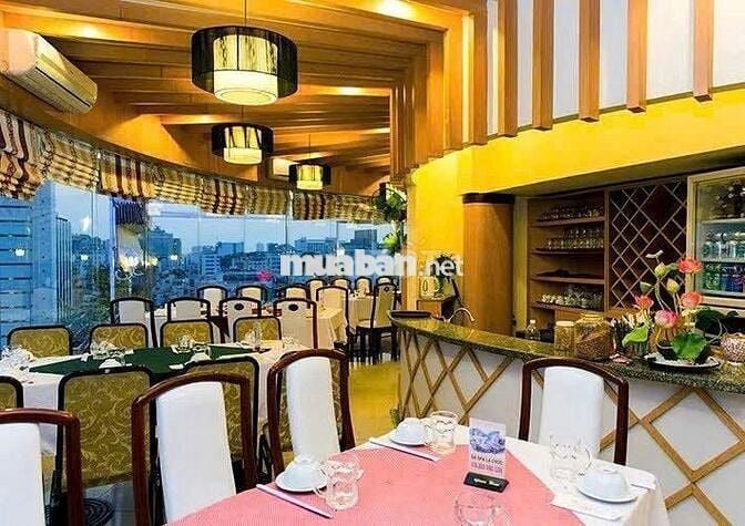 🏙️ Sân thượng rộng 300m², Cách Mạng Tháng 8, Bến Thành, Q1, thuê 60tr