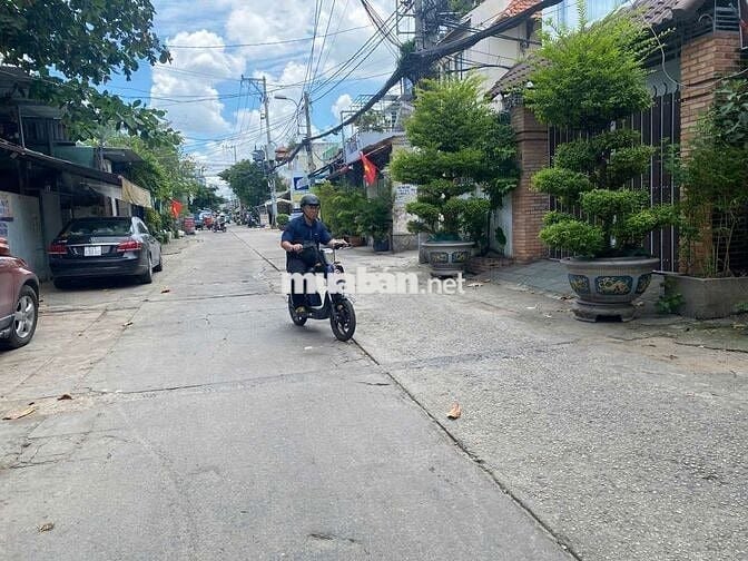CHO THUÊ PHÒNG 25M2 MỚI ĐẸP CÓ NỘI THẤT NHÀ HẺM XE HƠI C3 PHẠM HÙNG