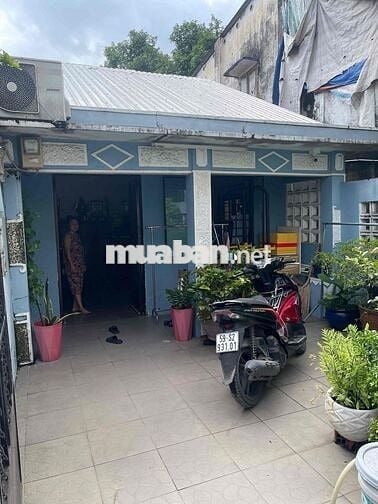 Cần bán gấp căn nhà chính chủ đường phan văn trị p11. bình thạnh
