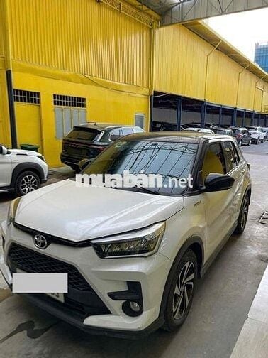 Toyota Raize 2024 - 15000 km