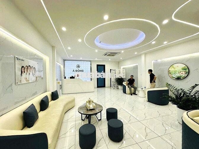 Nhà mới 100mx7 tầng tại phố Nguyễn Ngọc Nại