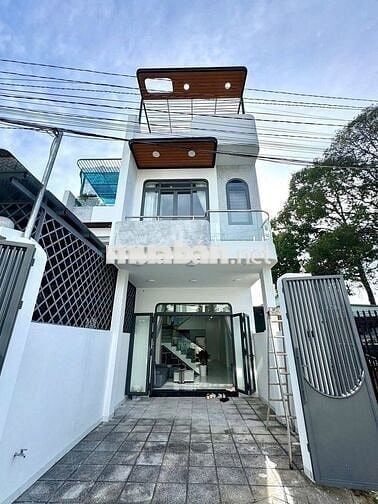 CẦN BÁN GẤP NHÀ MTĐ DT743 THUẬN AN BÌNH DƯƠNG 75M2 GIÁ CHỈ 2TY760 SHR!