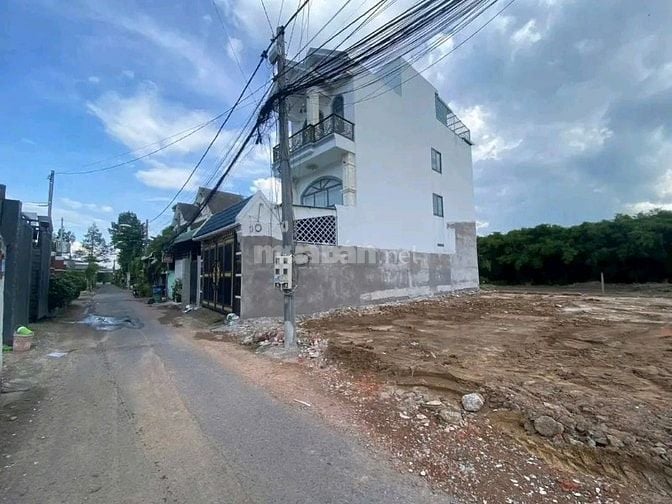 bán đất ngay mặt tiền 2lô liền kề