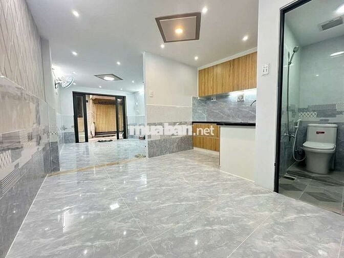 🌹Hàng đầu tư
4.4Tỉ - QUẬN 6 -VĂN THÂN -3 TẦNG -32M2 -NỞ HẬU HƠN 4M