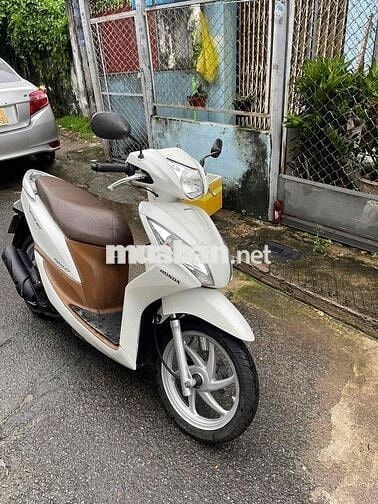 Honda Vision Trắng Thùng Nâu - BSTP Giá Rẻ