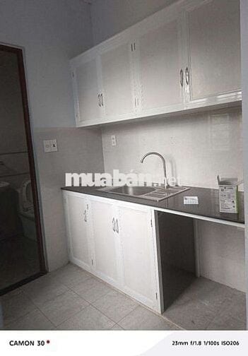 Phòng mới gần Ngã Tư Bình Thái