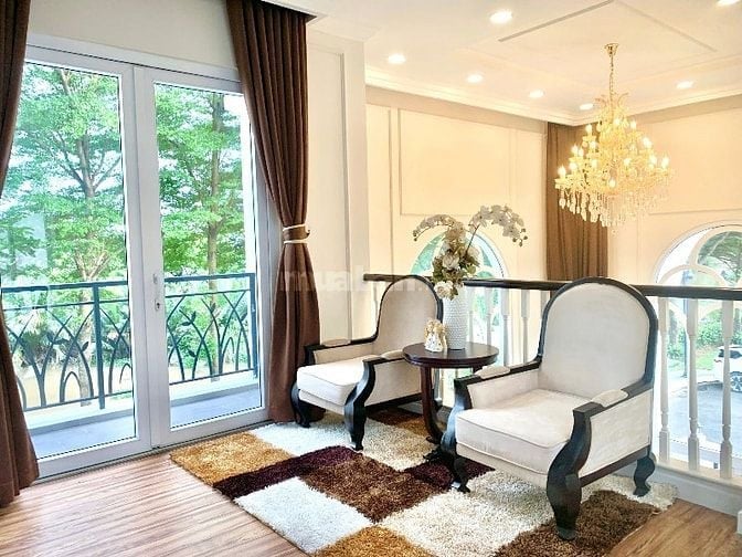 Cho thuê biệt thự Venica Khang Điền, Q9, 3 tầng, 300m2, 4PN,$3,500/th