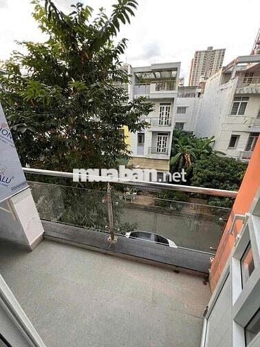 Cho thuê nhà nguyên căn lối đi riêng 5triệu8