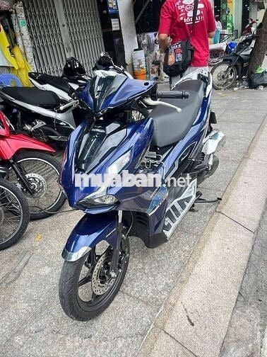 Honda air blade 4val 2024 mới 90% Bstp chính chủ