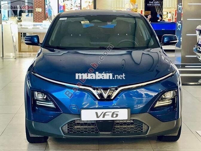 VinFast VF6 Eco 2025