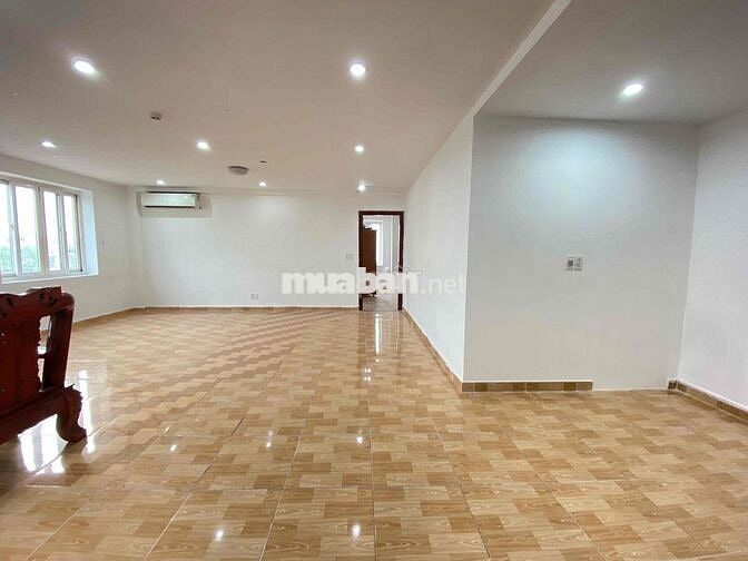 VĂN PHÒNG 85M2 SÁT CITY LAND-VÓ BÃI XE Ô TÔ-