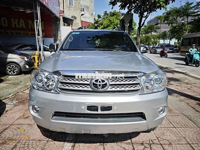 Toyota Fortuner 2011 2.5G - 16000 km