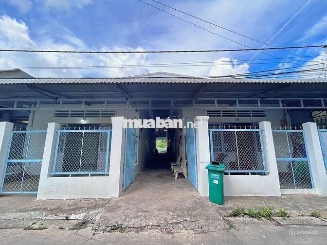 Bán gấp dãy trọ 10P-2Kiot ở gần KCN Trảng Bàng 320m2 SHR giá 1 tỉ 05tr