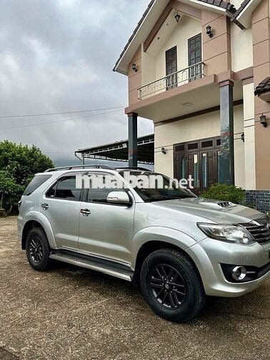 Toyota Fortuner 2015 2.5G 4x2 - 112000 km