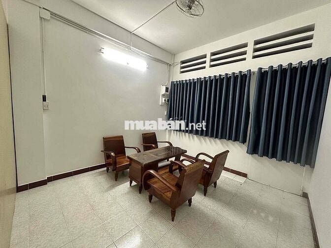 Mình cho thuê Căn hộ Chung cư 2 phòng ngủ, lầu 1, chung cư Miếu Nổi,