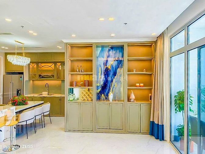 Bán Penthouse tại Vinhomes Central Park - Park 1 gồm 4 phòng ngủ 180m2
